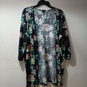 Torrid size torrid 2  Black Floral Cardigan